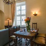 Lägenhet Sienna, Unique Oasis With Views In Old Towns Heart Kraków