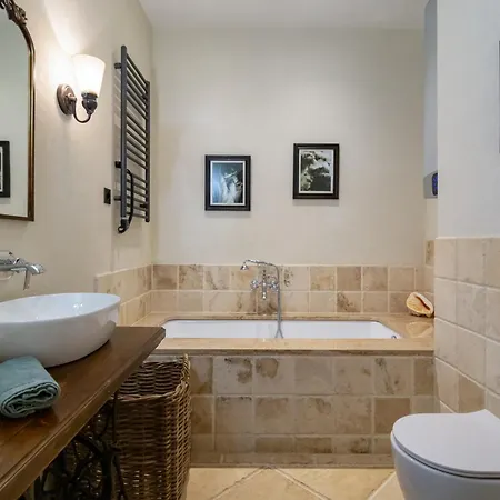 Sienna, Unique Oasis With Views In Old Towns Heart Cracovia