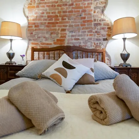 Sienna, Unique Oasis With Views In Old Towns Heart Cracovia