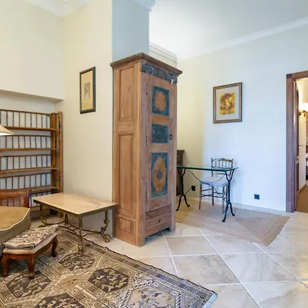Sienna, Unique Oasis With Views In Old Towns Heart Apartment Krakow
